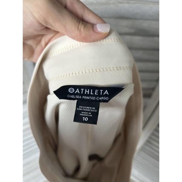 Athleta Skort Women’s 10 Chelsea Printed Cargo Green Athletic Sweat Wicking - Picture 7 of 7